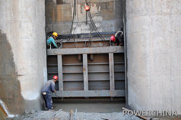 路桥专业深耕喷漆翻新领域